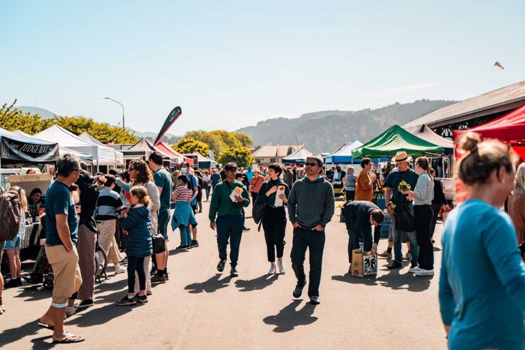 Walking through Otago Farmers Market